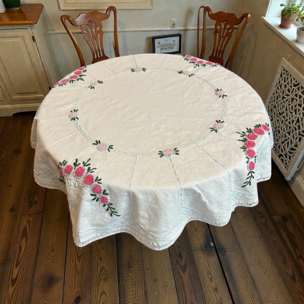 Vintage Hand Embroidered Sm Tablecloth Floral Crochet Edges Light Blue Lattice